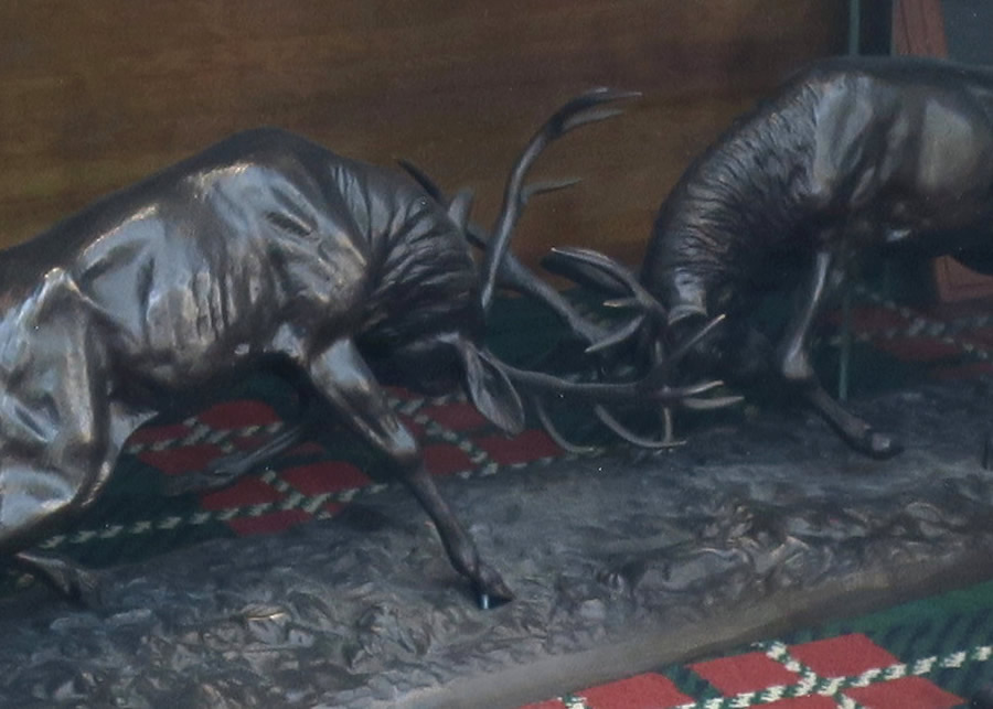 ALEX Armurier Paris - sculpture bronze cerfs